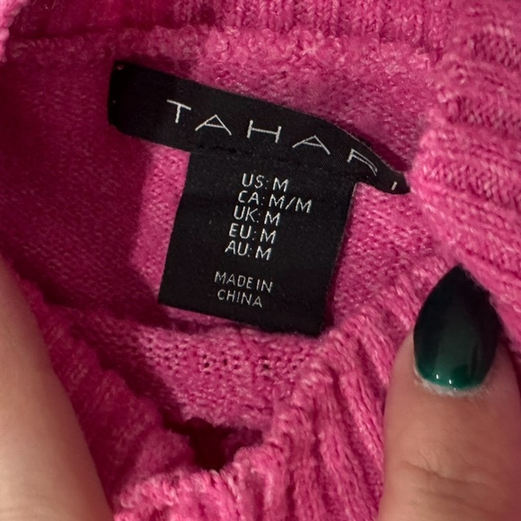 Tahari Pink Woman’s Sweater Top - Picture 7 of 7